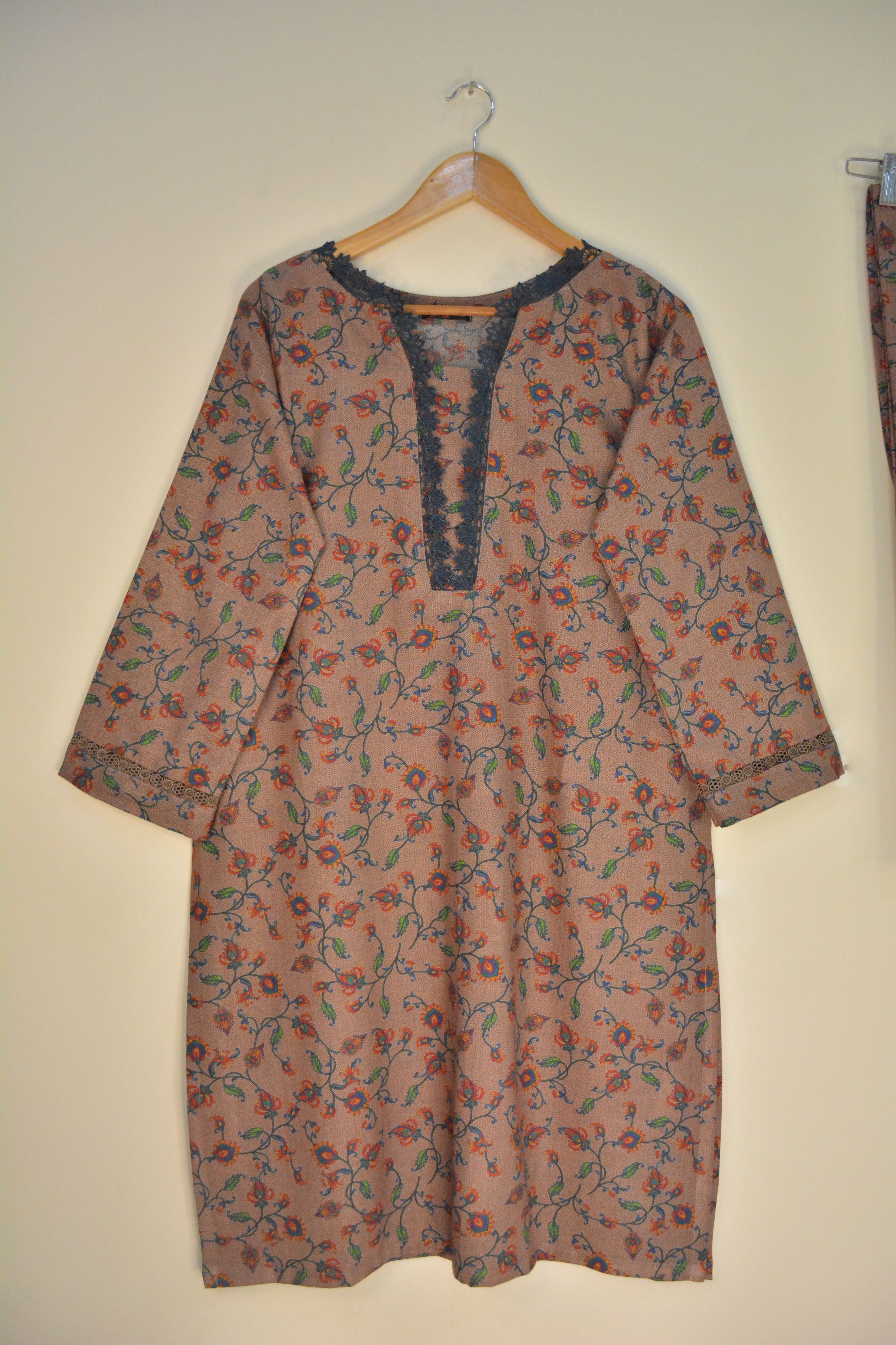 Stitched 2 Piece ( Dhanak- Winter)