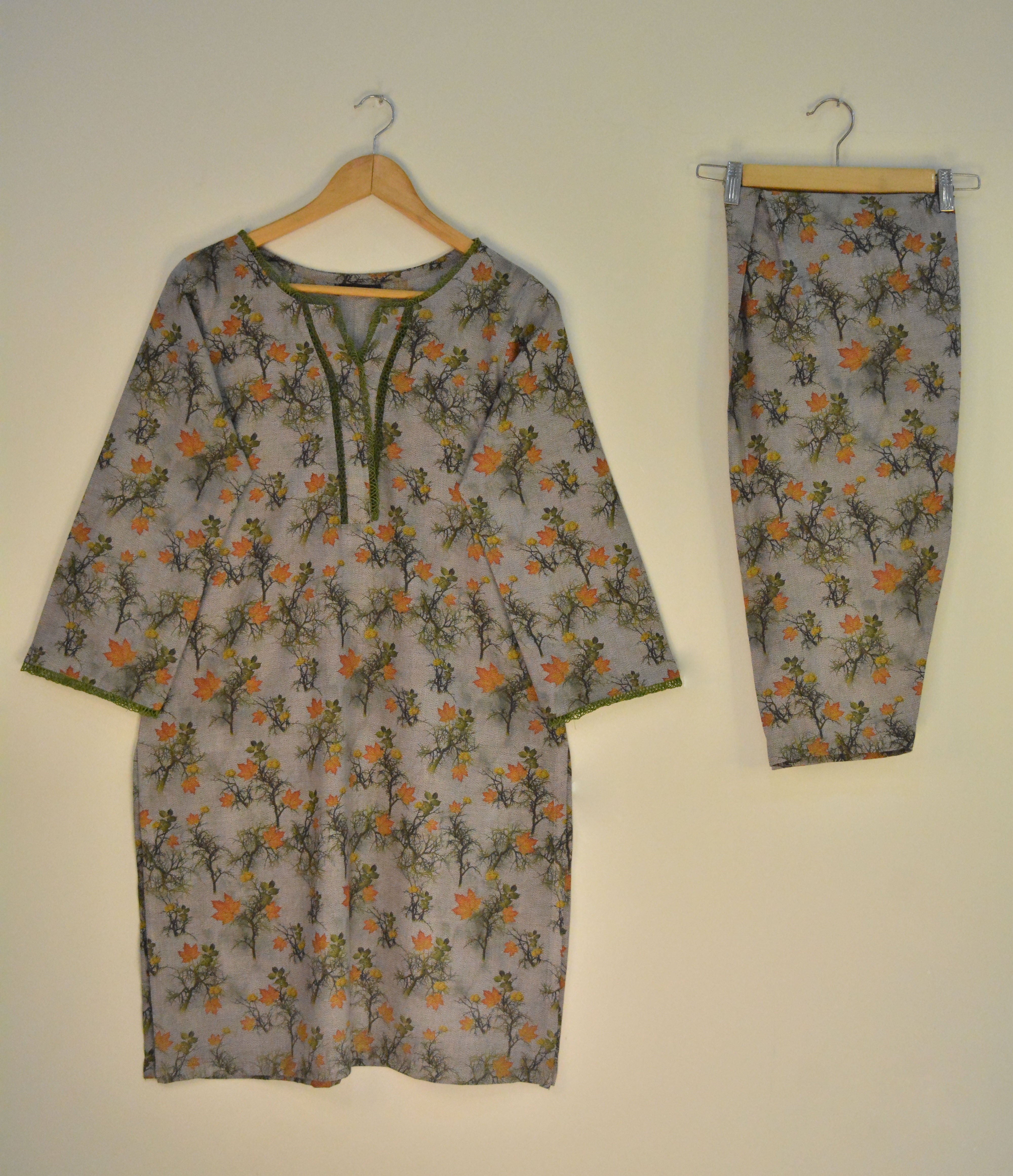 Stitched 2 Piece ( Dhanak- Winter)