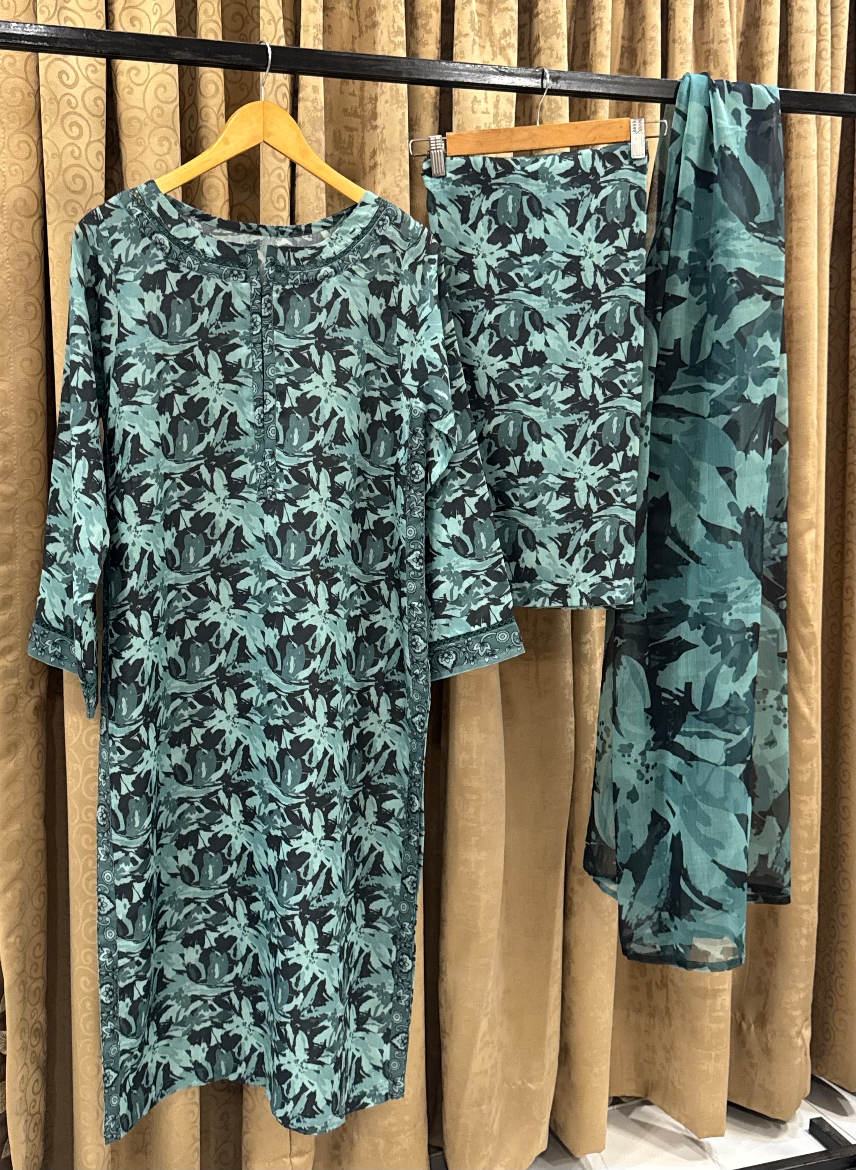 3 Piece-Printed Lawn Suit