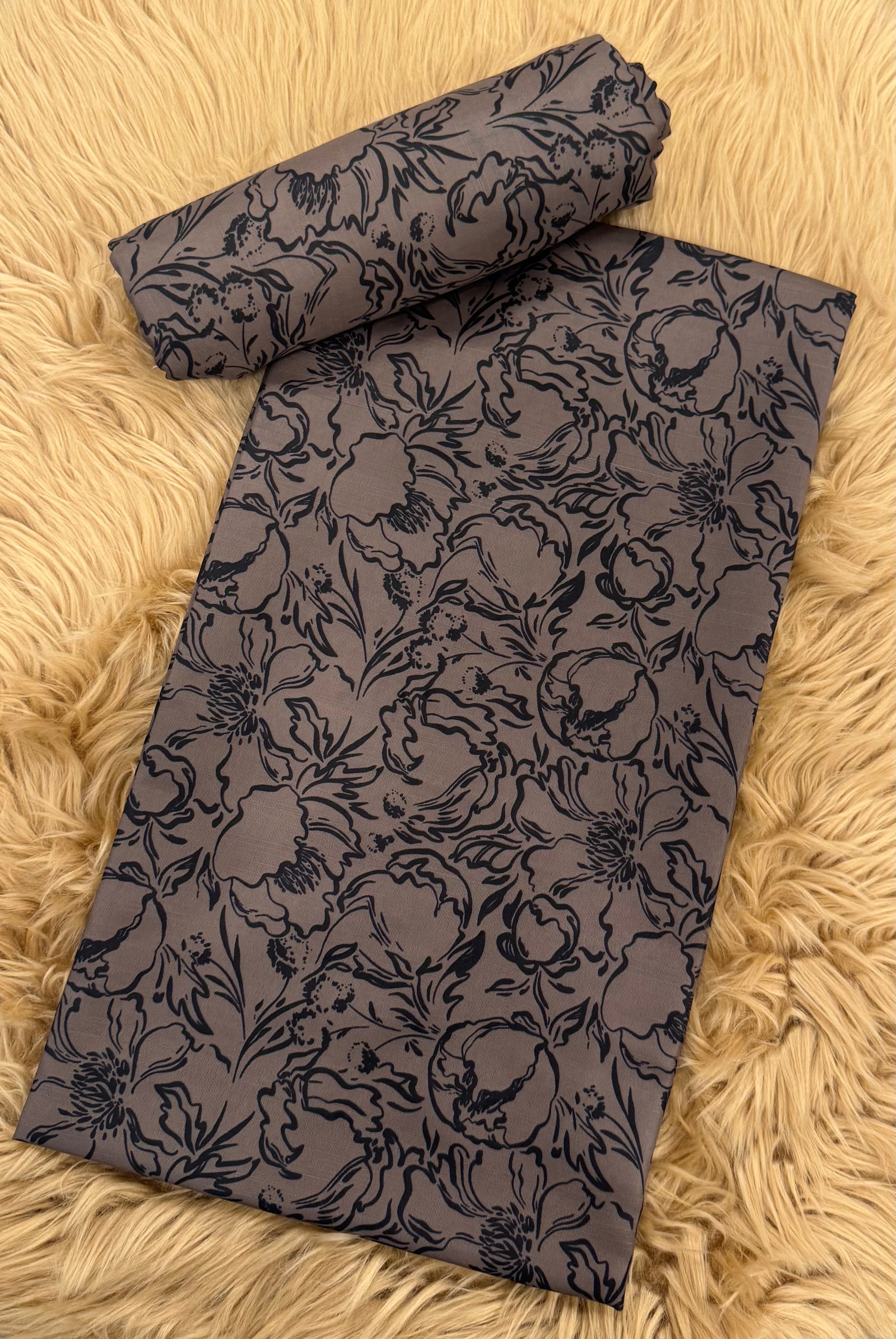 2 Piece- Unstitch (Khaddar)