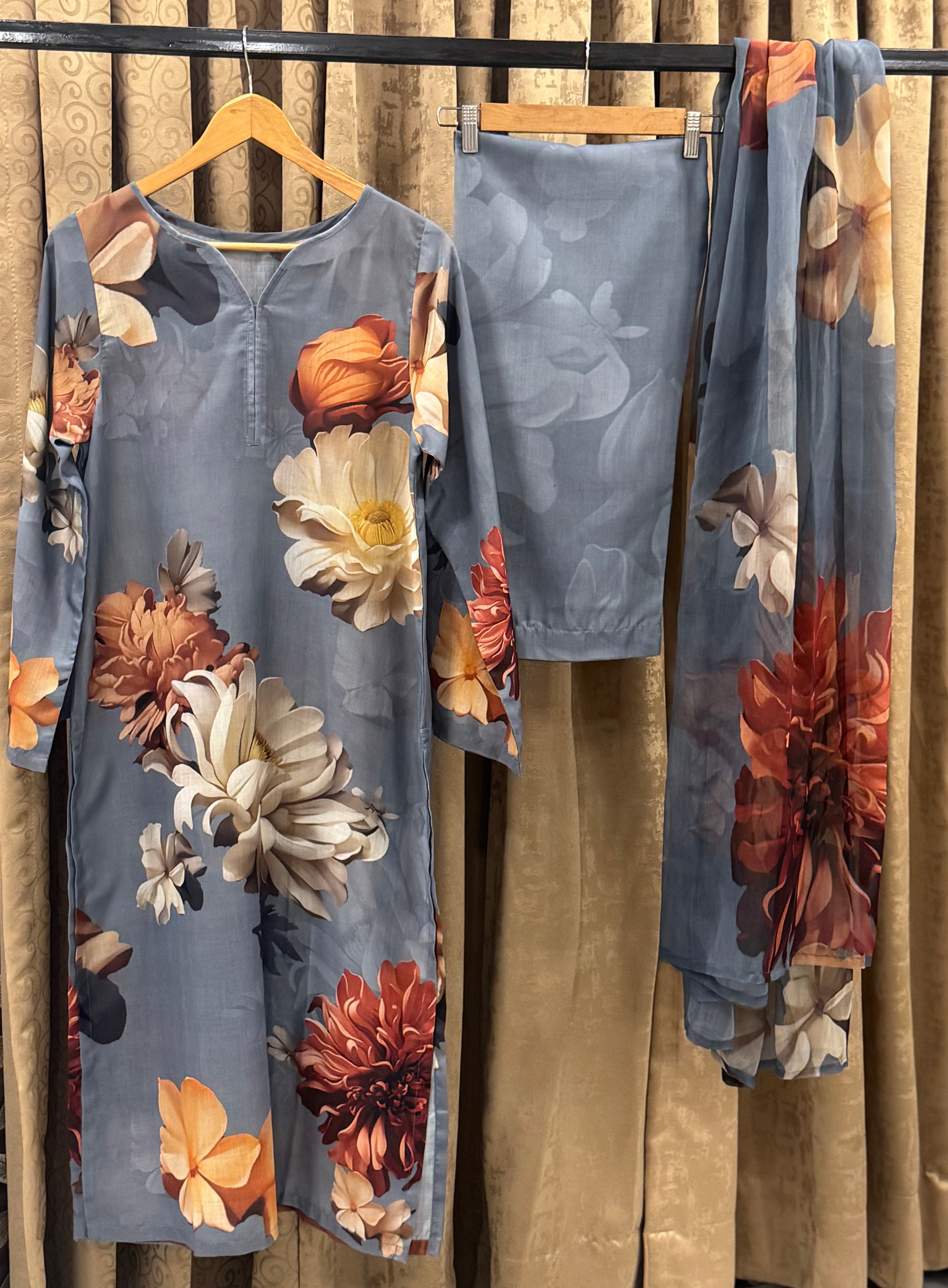 3 Piece-Printed Lawn Suit